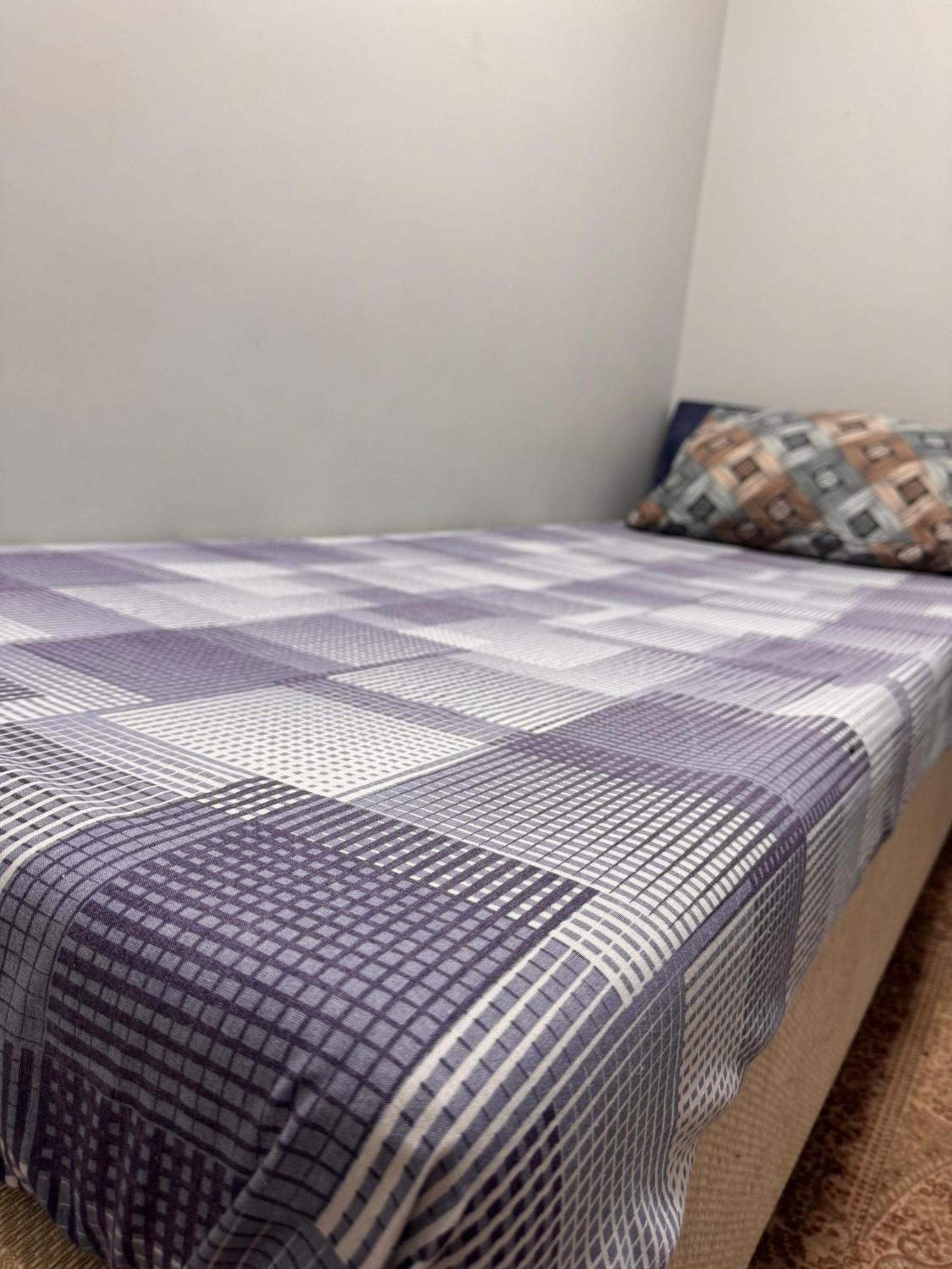 Gazde/Camere de închiriat Transit 7 Istanbul